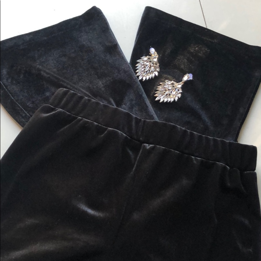 5🌟Star Royal Velvet Midnight Bells - Flare Leg Pants in Black - soft & stretchy - Picture 4 of 8